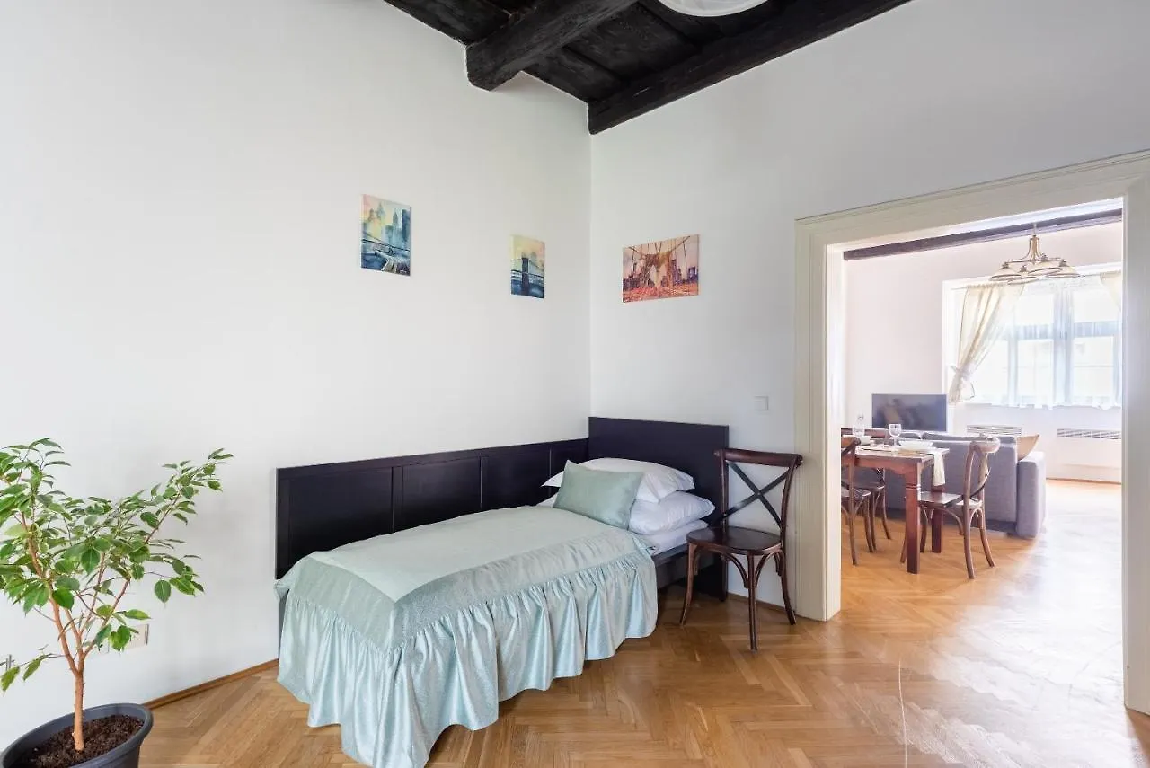 פראג St. George Apartments