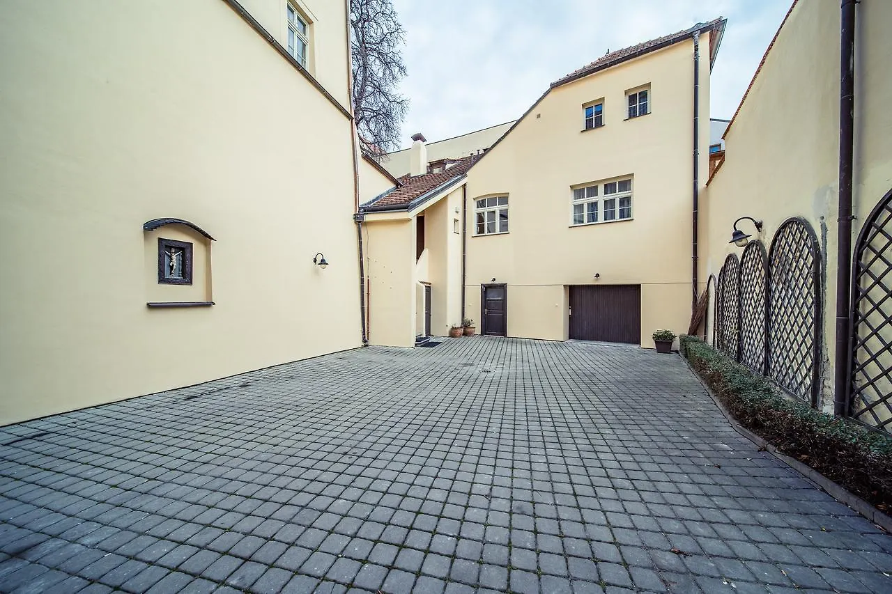 פראג St. George Apartments